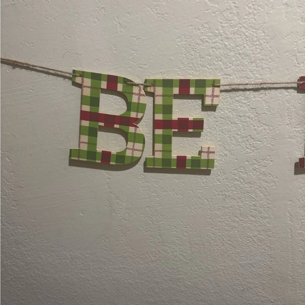 Plaid 'Be Merry' Holiday Banner
